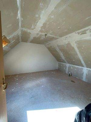 OG 2 Rechts Zimmer Maissonet