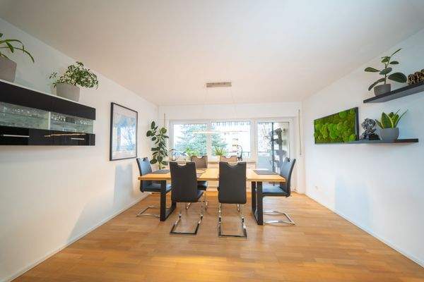 Wohnzimmer-Essbereich 2