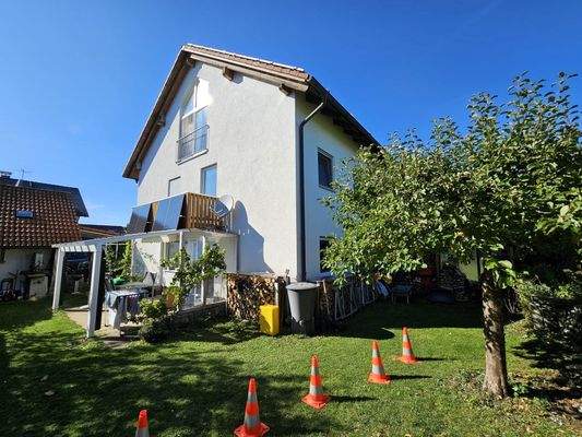 Haus und Garten (Süd-Ost-Ansicht)