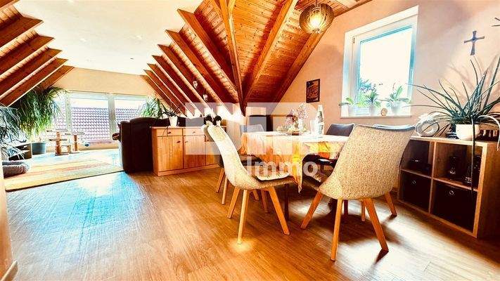 WE 3 - 2.OG / DG Wohn / Esszimmer / offen