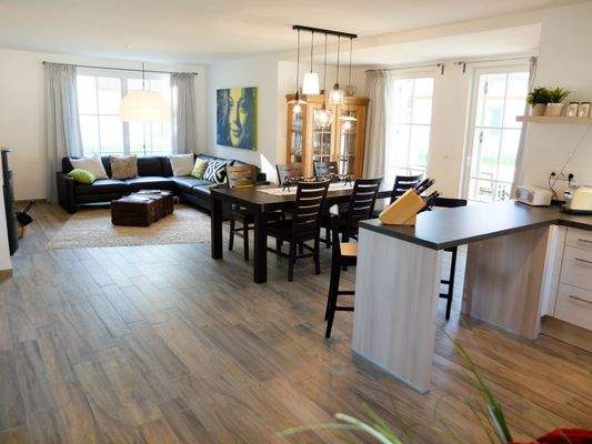 Wohn- und Essbereich