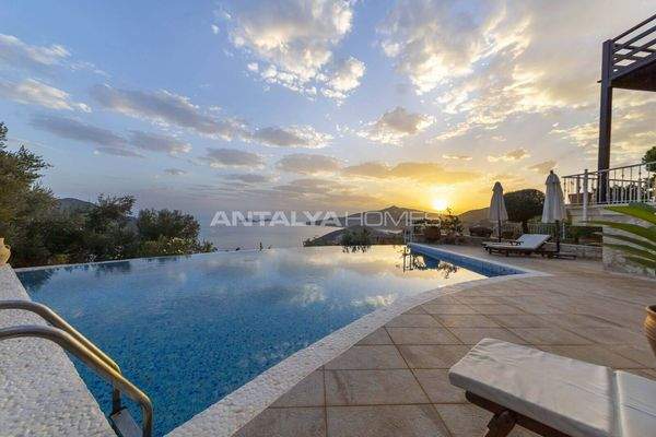 Sea View 5-Bedroom Villa with Private Pool in Kas Kalkan