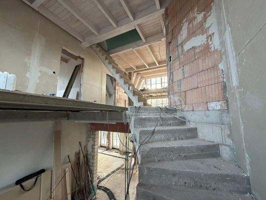 Treppenaufgang (EG-DG)