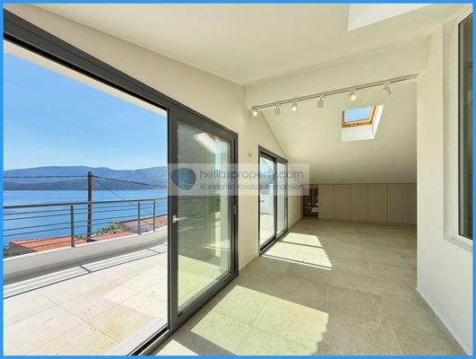 5d4291986c1147b09ffc313ff0e675c1-original