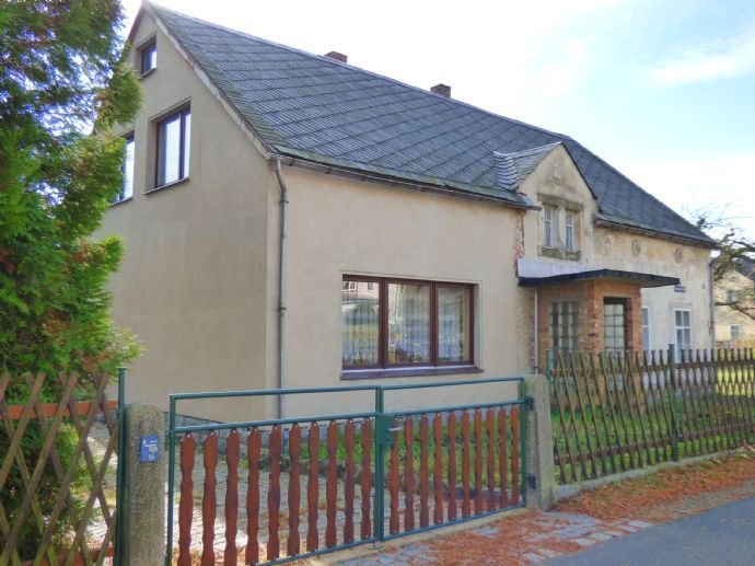 Sanierungswürdiges Einfamilienhaus in Neustadt in Sa. OT Langburkersdorf