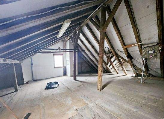 Bühne mit Ausbaupotenzial