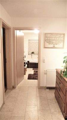 Diele rd. 10,5 m2 OG.JPG