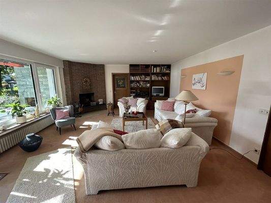 Wohnzimmer Erdgeschoss links