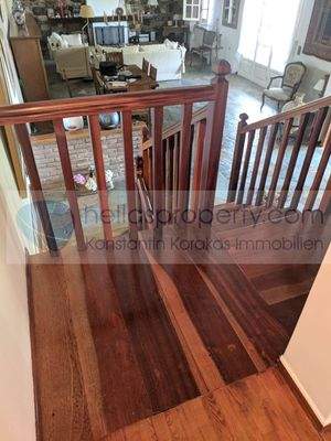 Treppenzugang zum Living Room