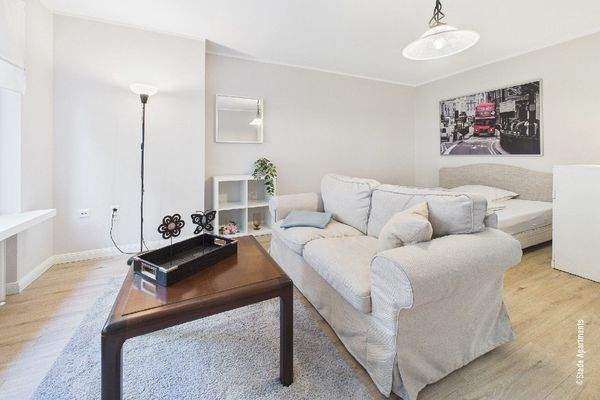 Wohn- und Schlafzimmer