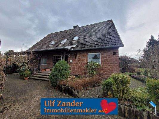 Haus mit 1.369 m² Grundstück