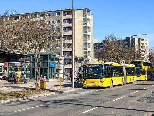 U-Bhf Johannisthaler Chaussee