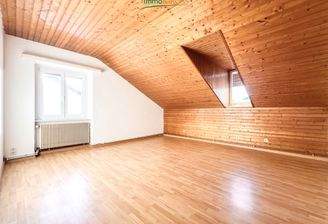 Helles Schlafzimmer mit Wohlfühlatmosphäre