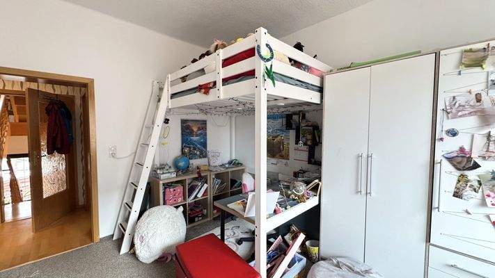 zweites Kinderzimmer 1. OG