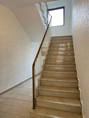 Treppenhaus (3)