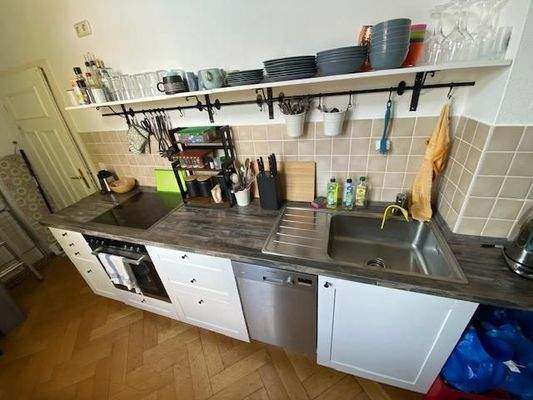 Küche, kann auf Wunsch vom jetzigen Mieter übernommen werden