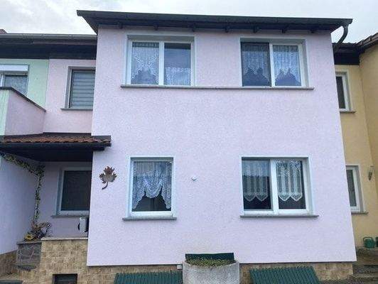 Straßenseite Hauseingang