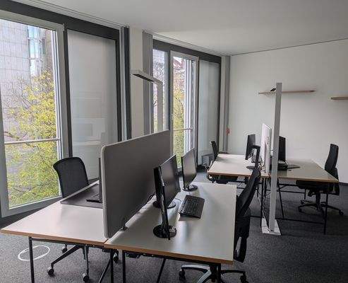 Büro mit 4 Plätzen