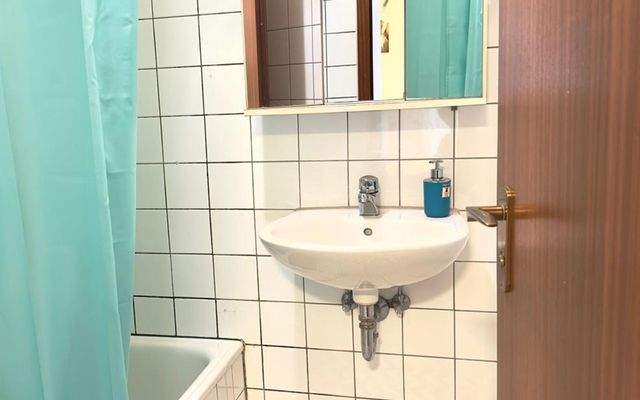 Wohnen auf Zeit Mittelstr Stuttgart Zentrum möbliert mieten Zeitwohnen bei urbanbnb  6.jpg