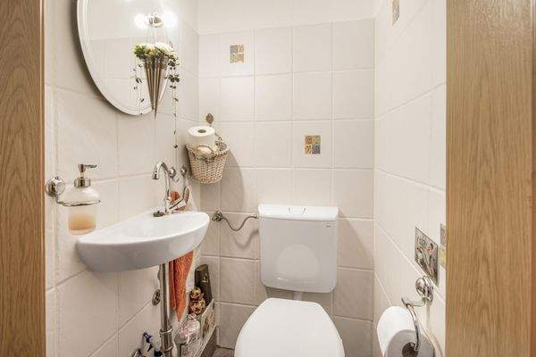 Gäste-WC im Erdgeschoss