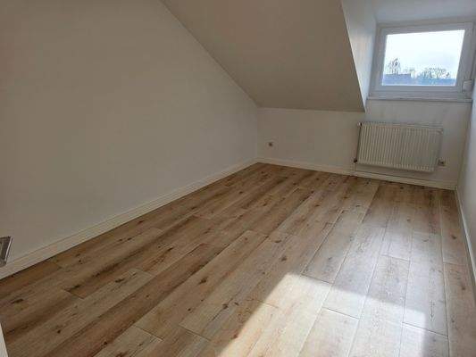 Kinder-/Arbeitszimmer