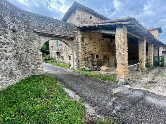 WhatsApp Image 2025-08-28 at 11.00.54 (2).jpeg