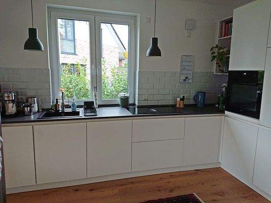 Küche (Blick vom Flur)