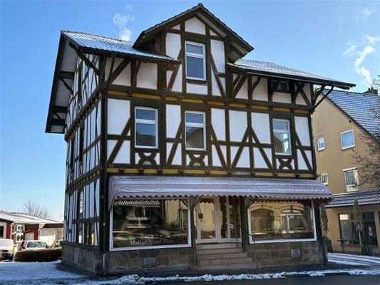 Wohn- und Geschäftshaus