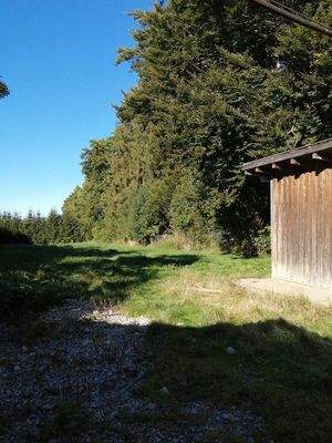 eingez. Außenanlage m. Stadel