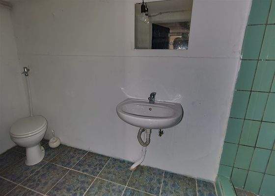 H-WC-Duschraum-Keller2 (Groß) (2)