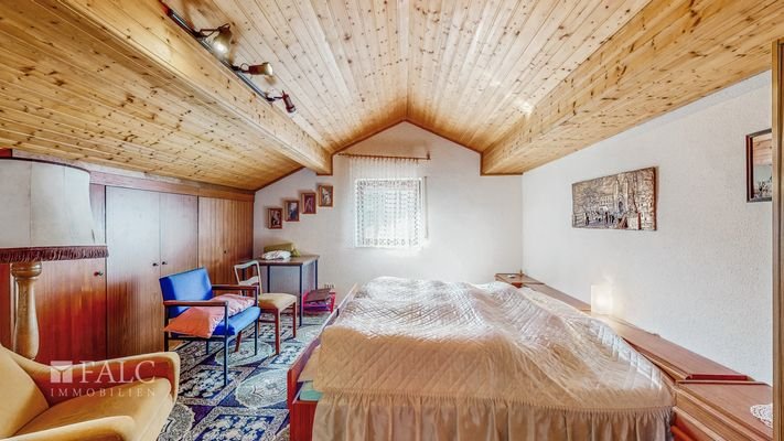 Schlafzimmer Dachgeschoss