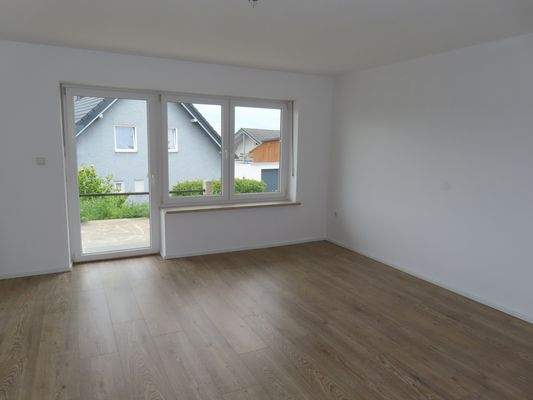 Schlafzimmer EG mit Zugang Terrasse