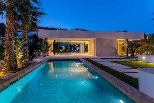 Claire Martin Lluna 23-55.JPG