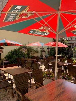 Biergarten im Sommer