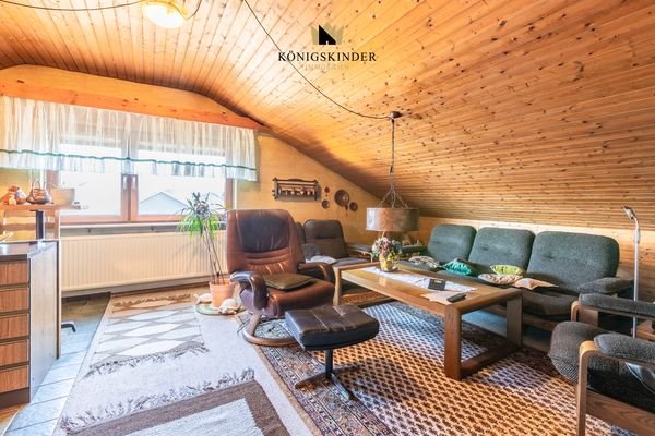 DG: Bar mit Lounge-Ecke