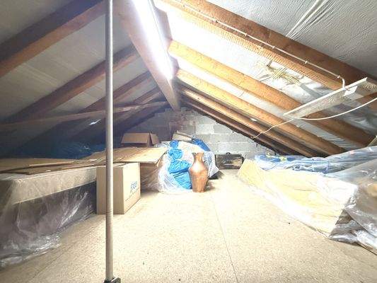 Dachspitz über DG-Wohnung