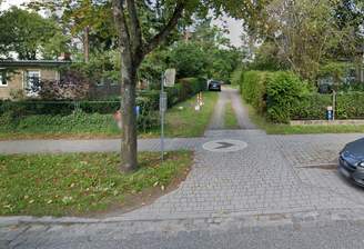 Bild Straßenansicht.png