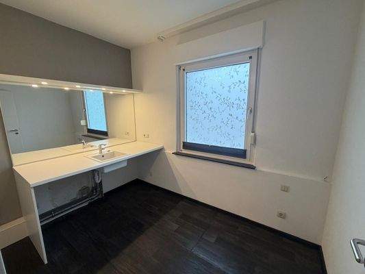 f83a1d70-7d5d-4eb5-8b75-9849cf91fcee