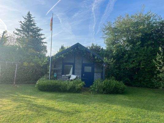 Gartenhütte mit WC