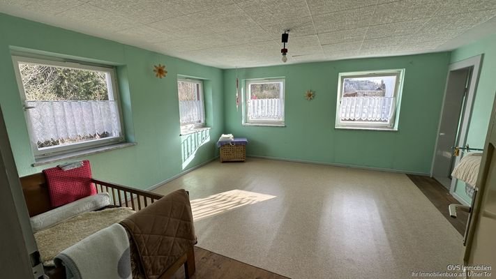 Schlafzimmer -Haus links