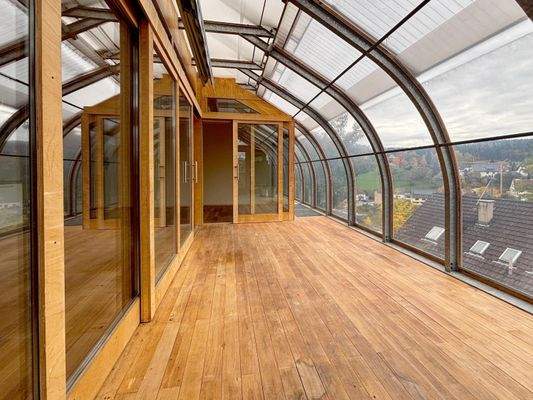 Wintergarten mit tollem Ausblick