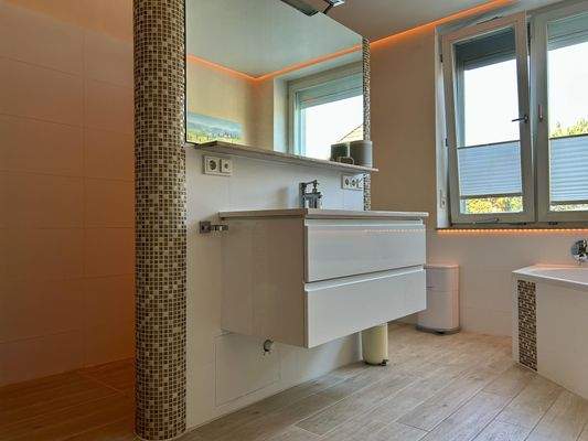 Badezimmer im Erdgeschoss