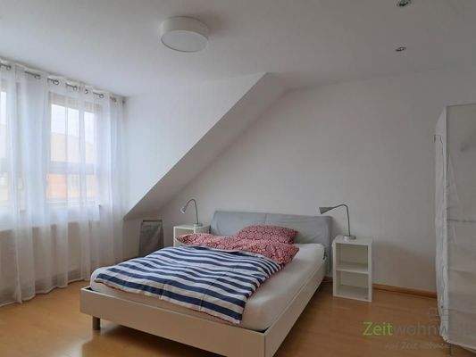 Blick ins große Schlafzimmer