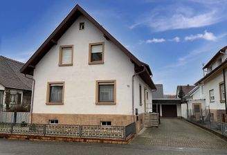 Giebelansicht Straßenseite