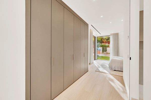 Master bedroom in villa in Portals Nous 5