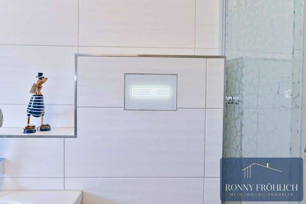 beleuchtete WC-Spülung