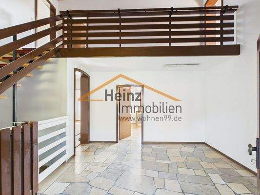 großer Eingangsbereich