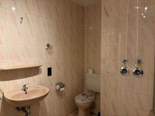 Badezimmer (2).jpg