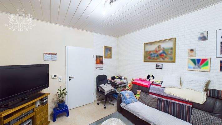 CAM01984G0-PR0429-STILL021