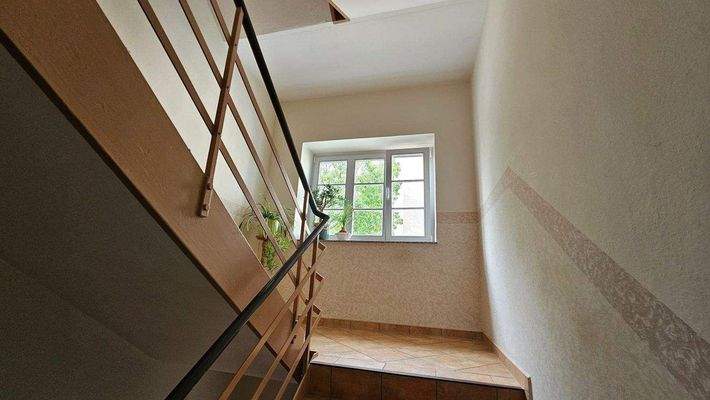 Treppenhaus Bild 2.jpg